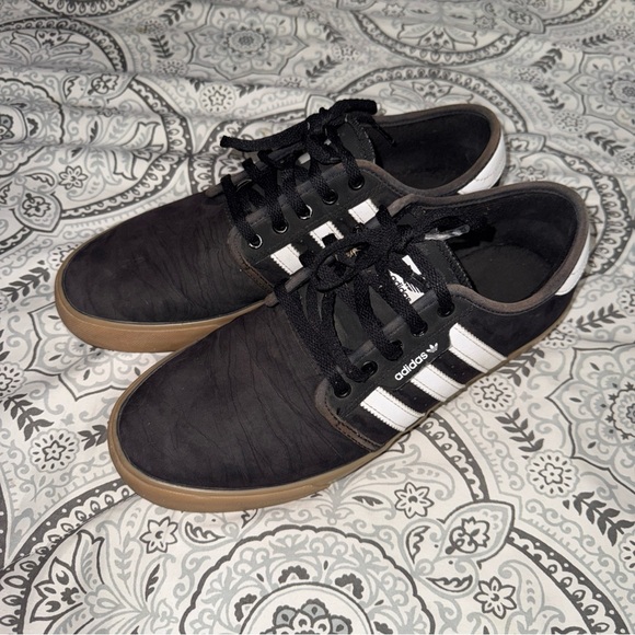 Adidas Seeley Skate Shoe - Core Black/White/Gum Size 9 - Picture 1 of 9